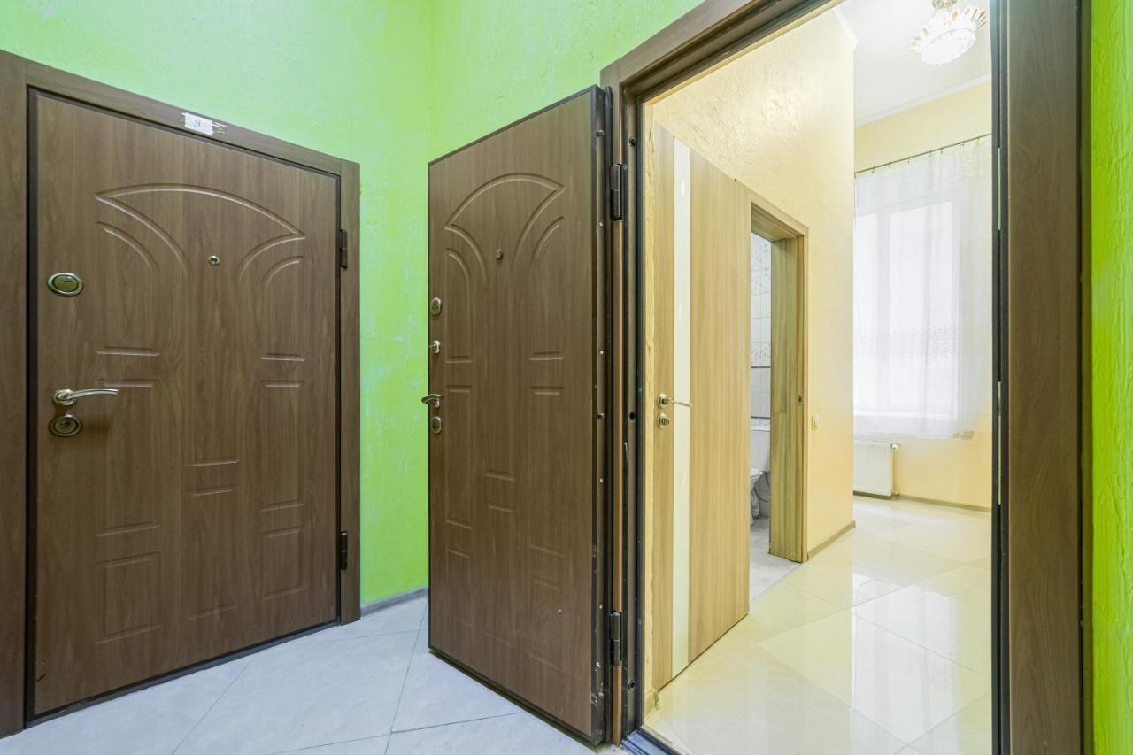 Apartment near Deribasovskaya Odessa Eksteriør bilde